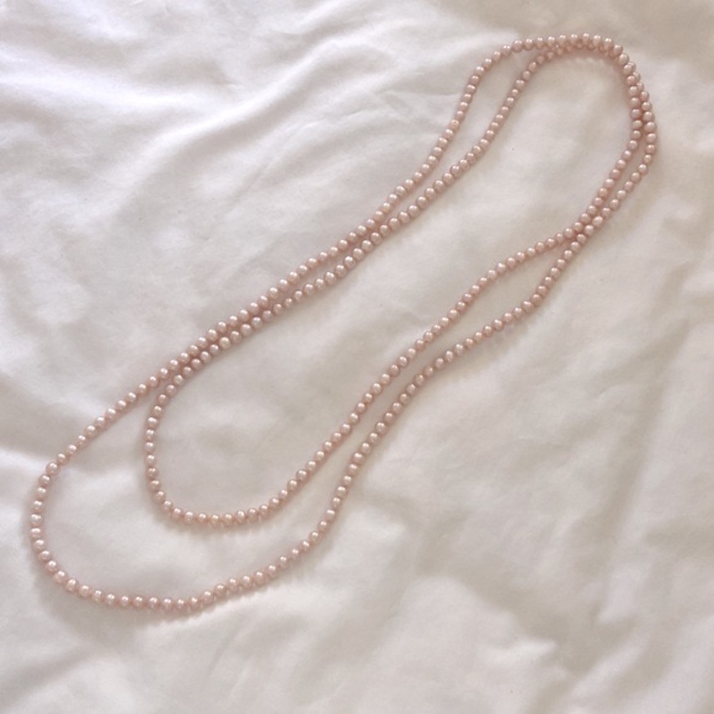 Pink Pearl Necklace - Picture 2 of 3